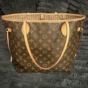 Louis Vuitton Neverfull MM